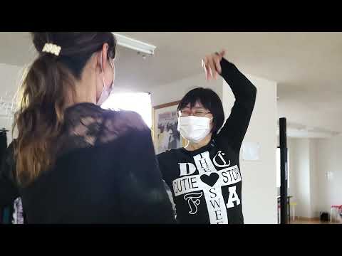社交ダンス  広島  女性二人で踊ってみた。
