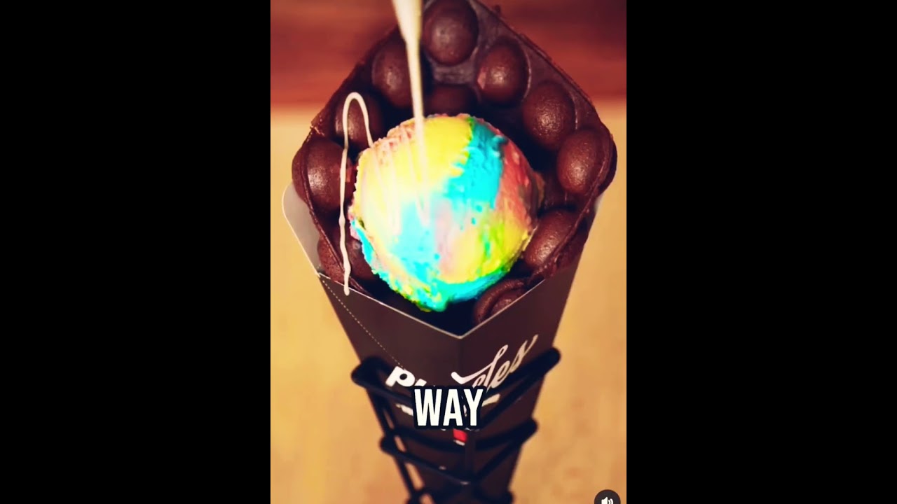 BUBBLE WAFFLE ICE CREAM.   CUSTOM HOW YOU LIKE IT CALLED PUFFLES