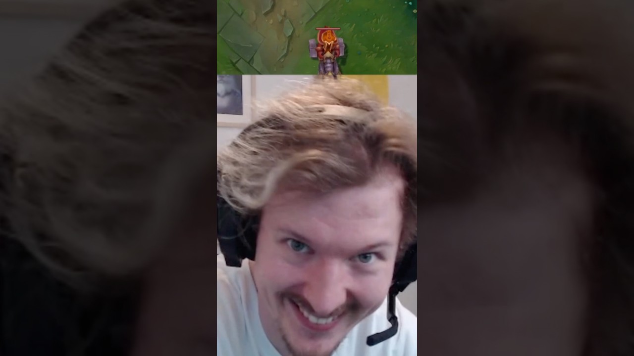@K@KeshaEuwoes psycho #leagueoflegends #gaming #humor #kesha #keshaeuw #riotgames #funny #meme #lol