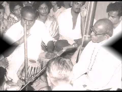 Pandit Gajananbuwa Joshi teaches Bhimpalas part 7. - YouTube