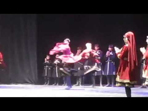 ანსამბლი  ილოური