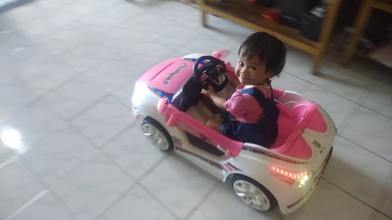 Zafa Naik  Mobil YouTube