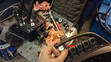 Danfoss PVG32 proportional hydraulic valve test run with self made radio control