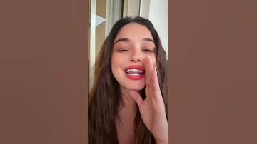 نوميديا لزول تغني مع ديدين كلاش 