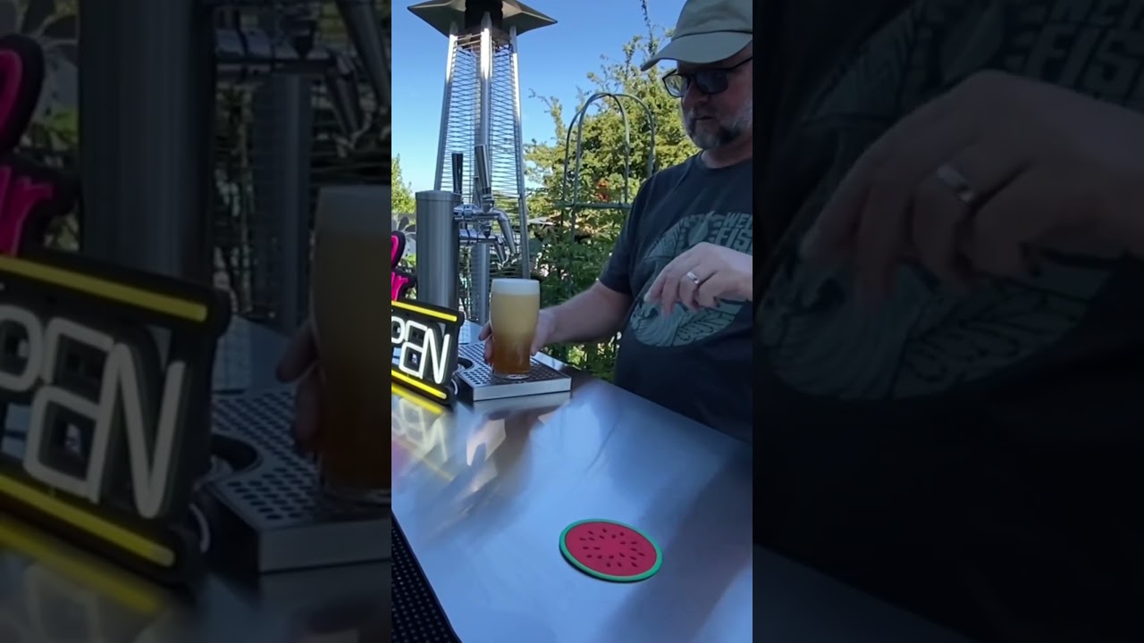 Outdoor bar build (mobile). 