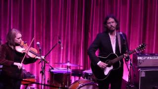 John Paul White - Everything That Glitters chords