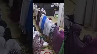 سرقة داخل المسجد  فيديو خطير  انظر كيف فعل دلك