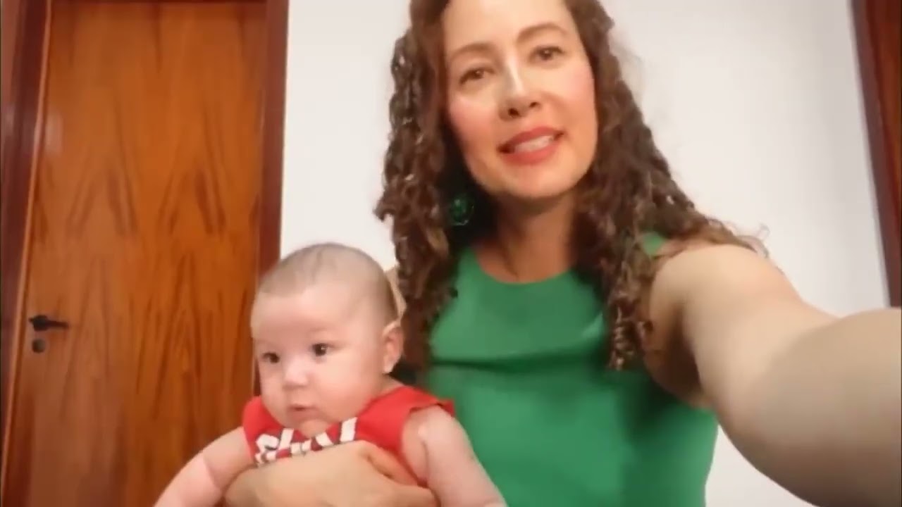 Παρακολούθηση Amado Batista Recebendo Homenagem de Sua Filha Lorena Alves Batista στο YouTube Παρακολούθηση Amado Batista Recebendo Homenagem de Sua Filha Lorena Alves Batista στο YouTube
