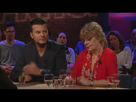 S11A08 FRITS! ll Mike: ‘Waylon maakt een goede kans om te winnen’