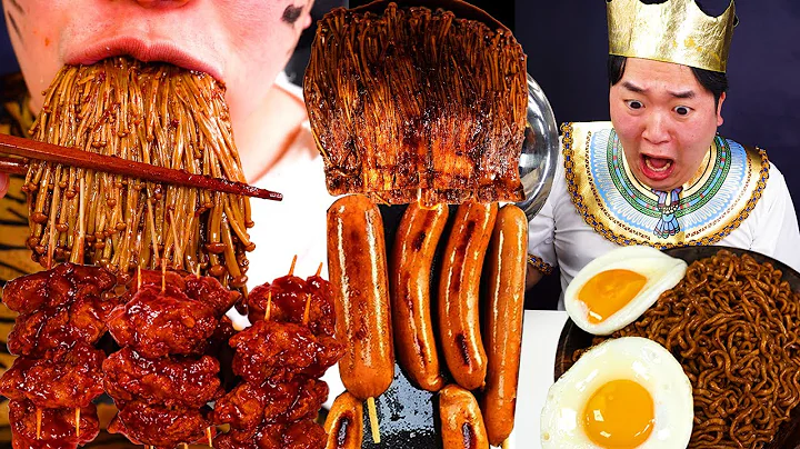 MUKBANG FRIED CHICKEN AND BLACK BEAN NOODLES SAUSAGE EATING HUBA후바