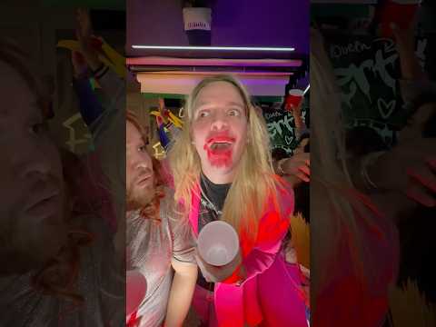 Lo que ve el DJ en las fiestas.