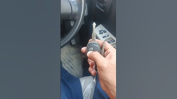 Suzuki alto model 2024 model simple key and add remote key program success @shabirkeymaker Peshawar