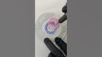 Beautiful flowers design #spirograph #satisfying #shorts