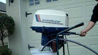 1972 Evinrude 25 hp.mov