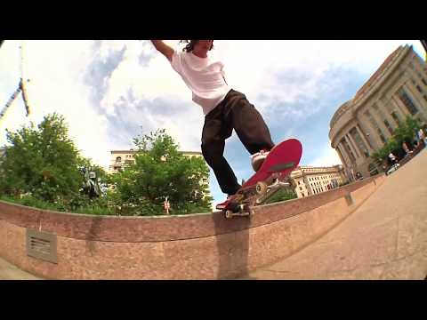 Tom Asta ripping in his NEW éS ACCEL Slim Colorway!