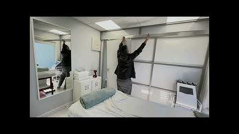 The only true freestanding portable reusable modular room divider system