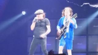 AC/DC Thunderstruck (Live in Chicago 2016) Multi-cam