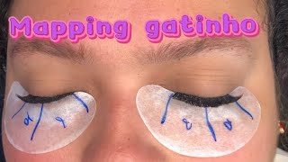 How to easily and practically create a cat-eye mapping look with individual lashes.