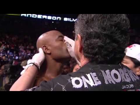 Anderson Silva VS Dan Henderson