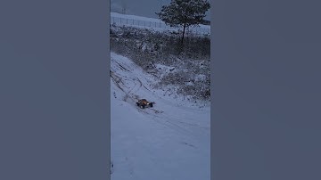 TRAXXAS X MAXX 8S snow bash, jumps, LED light kit.