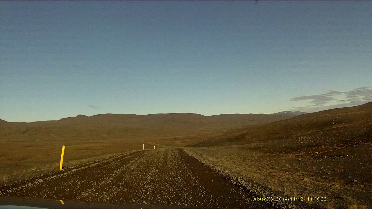 Fahrt auf dem Möðrudalsleið vom Abzweig F907 bis zum Aussichtspunkt — Austurleið connector — video poster