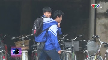 Hơn 8 năm làm đôi chân cõng bạn đến trường