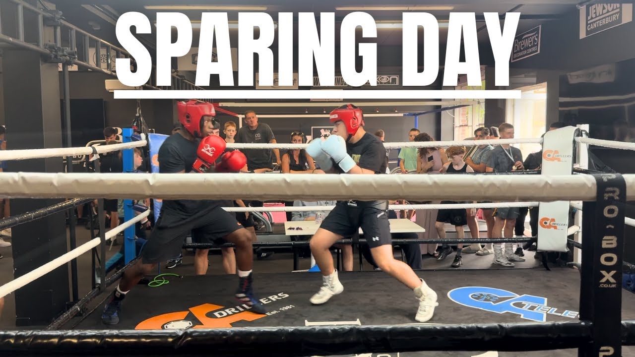 Hard Amateur Sparing *PUNCHED HIS HEAD GUARD OFF*