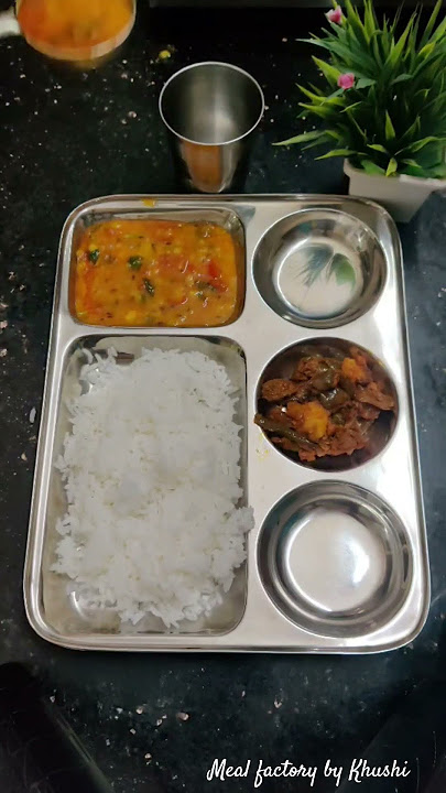 Nothing feels better than a hot homemade lunch on a rainy day! Simple food, soulful mood #fyp #lunch