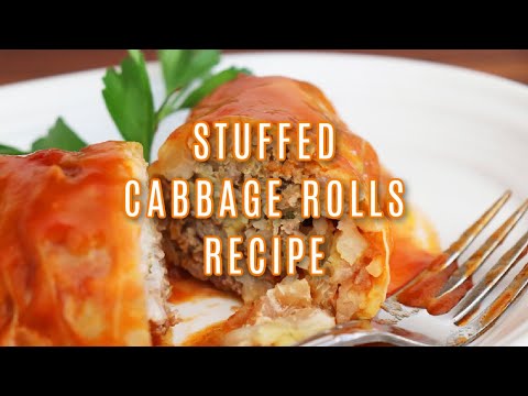 STUFFED CABBAGE ROLLS RECIPE (HALUPKI)