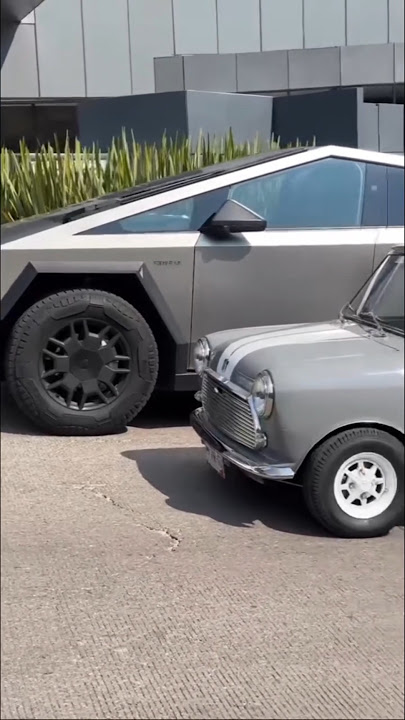 Cybertruck vs #ClassicMini Cooper size comparison😃 #classiccars #tesla #cybertruck #minicooper #mini