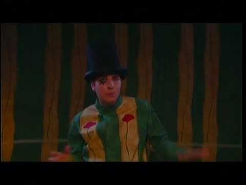 Morandi Beijo Uh La La Official Music Video