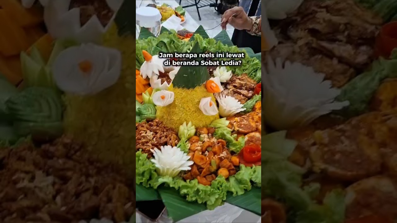 Beberapa waktu lalu menyelenggarakan acara Semarak Budaya dengan tema Festival Tumpeng.