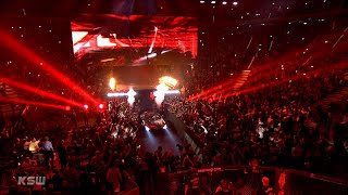 KSW 52: Scott Askham and Mamed Khalidov enter the arena inside sports cars