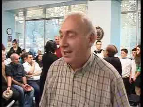 მწერალ გია ხუბუასთან შეხვედრა გაიმართა დღეს არტ-გალერეაში.