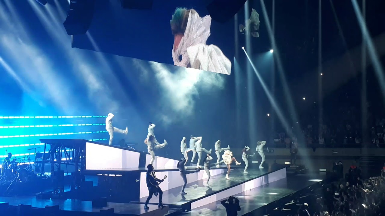 Lady Gaga - Bad Romance | Barcelona January 16th 2018 | Joanne World Tour