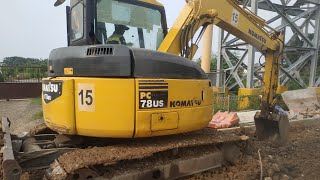 Komatsu PC78US-11 Small hydraulic excavator performs leveling excavation and soil removal