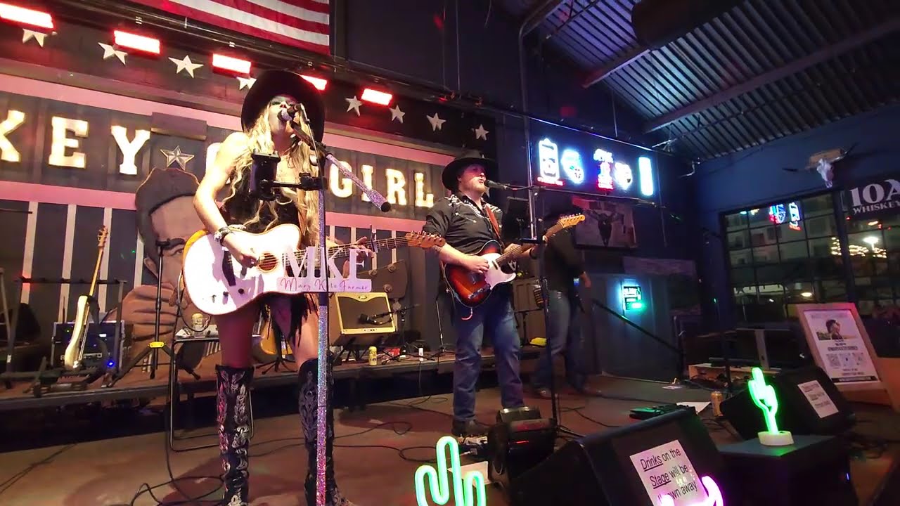 Guarda Mary Kate Farmer LIVE @ Whiskey Cowgirl Chattanooga TN Original Song "Bein Me" su YouTube Guarda Mary Kate Farmer LIVE @ Whiskey Cowgirl Chattanooga TN Original Song "Bein Me" su YouTube