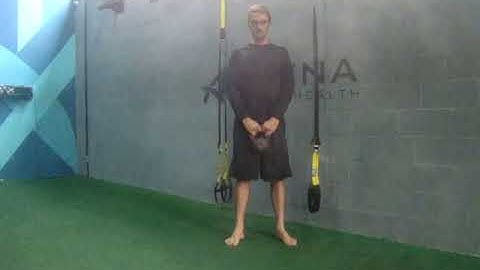 Remada Alta com Kettlebell / High Pull with Kettlebell
