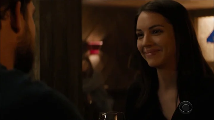 SEAL Team 3x10 - Clay and Rebecca at the bar