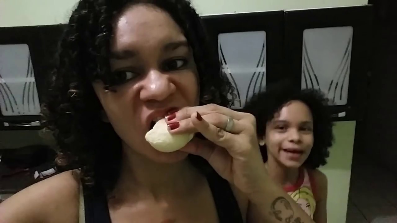 COZINHA E FALA CANJICA AMARELA MUCUNZA CHÁ DE BURRO PÃO QUEIJO CULINÁRIA DA ROÇA GISSA ROSA VLOG