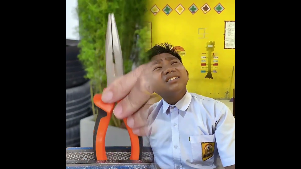 Tidur di kelas 😡😡 #ytshorts #ngakakocak #drama #kocakparah #komedi #lucu #ngakakabis #funny #fyp