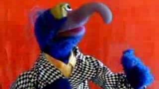 Famous Gonzo Sings Profile