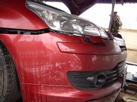 Передний бампер Citroen C4. Front bumper Citroen C4