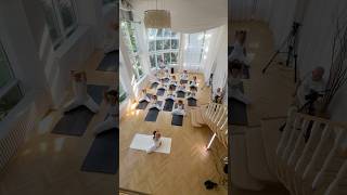 Практика Хатха-йога. Практикуют преподаватели. #меркаба #хатхайога #практика #асана #йогакаждыйдень