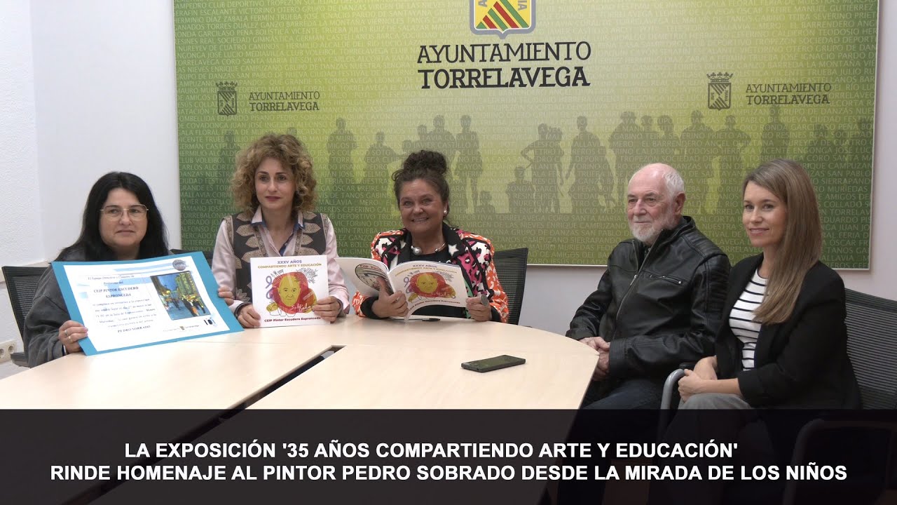 La exposición '35 años compartiendo arte y educación' rinde homenaje al pintor Pedro Sobrado