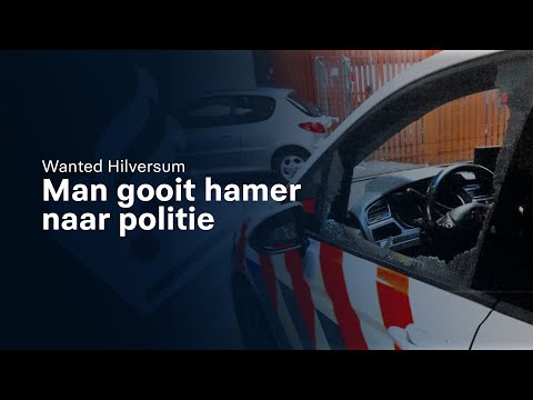 Video: Ze Vallen Een Politieagent Aan Met Een Hamer
