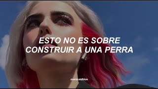 Bella Poarch - Build a B*tch (Sub Español)