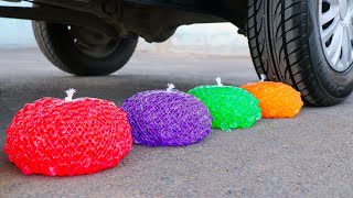 Aplastando Cosas Suaves y Crujientes con el Coche | Experimento: Bolas de Orbeez VS Rueda de Coche