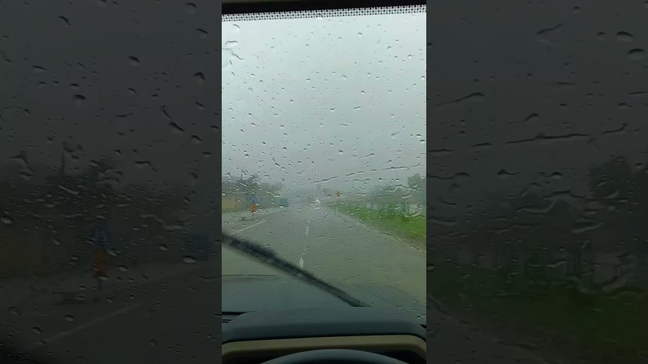 Barish mai Hua🥶 khtarnak 😳