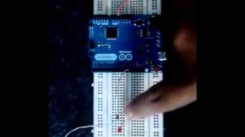 Be a Robot - Tutorial Arduino Menghidupkan Led Berkedip kedip